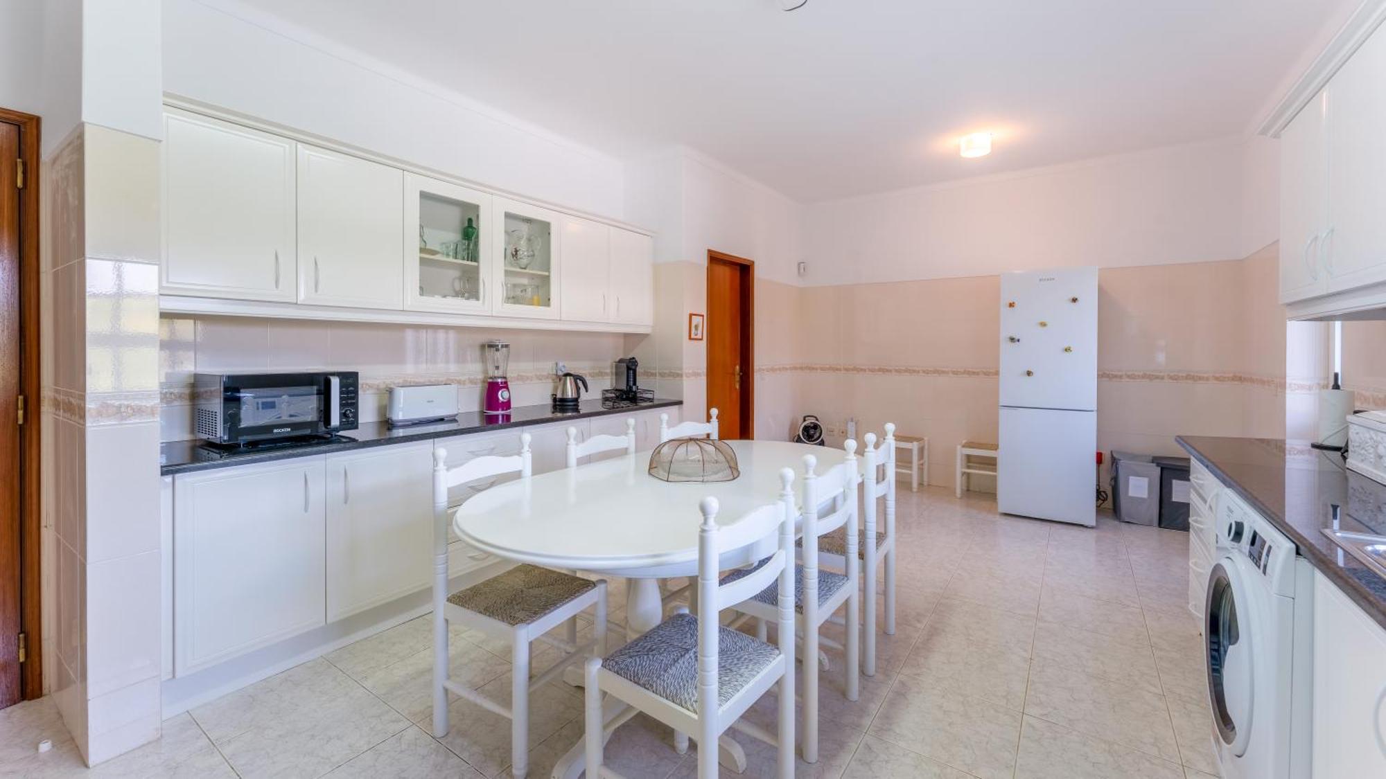 Sunny & Calm 4 Bdr House W/ Pool By Lovelystay Santo Estevao  Exterior foto