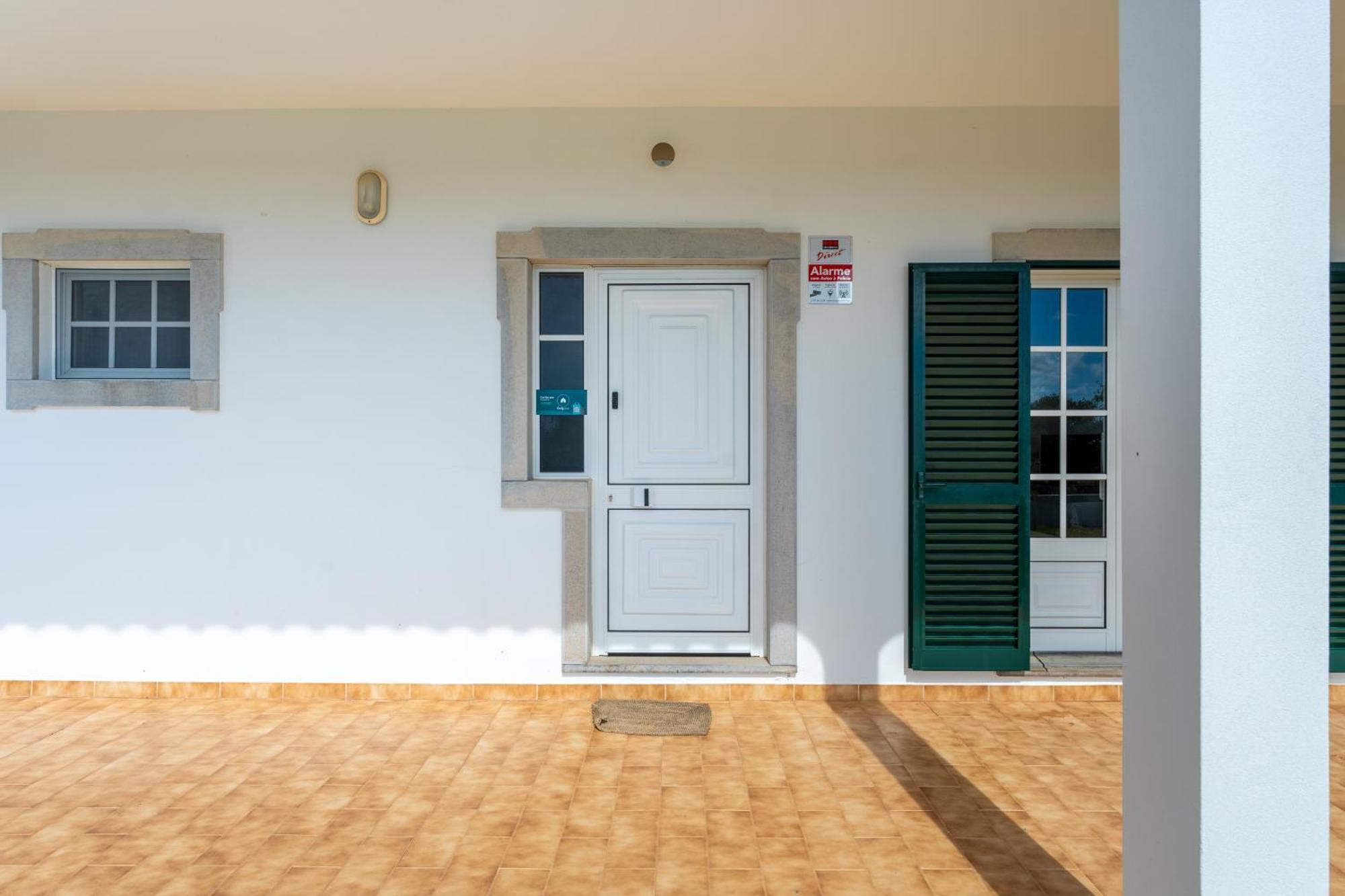 Sunny & Calm 4 Bdr House W/ Pool By Lovelystay Santo Estevao  Exterior foto