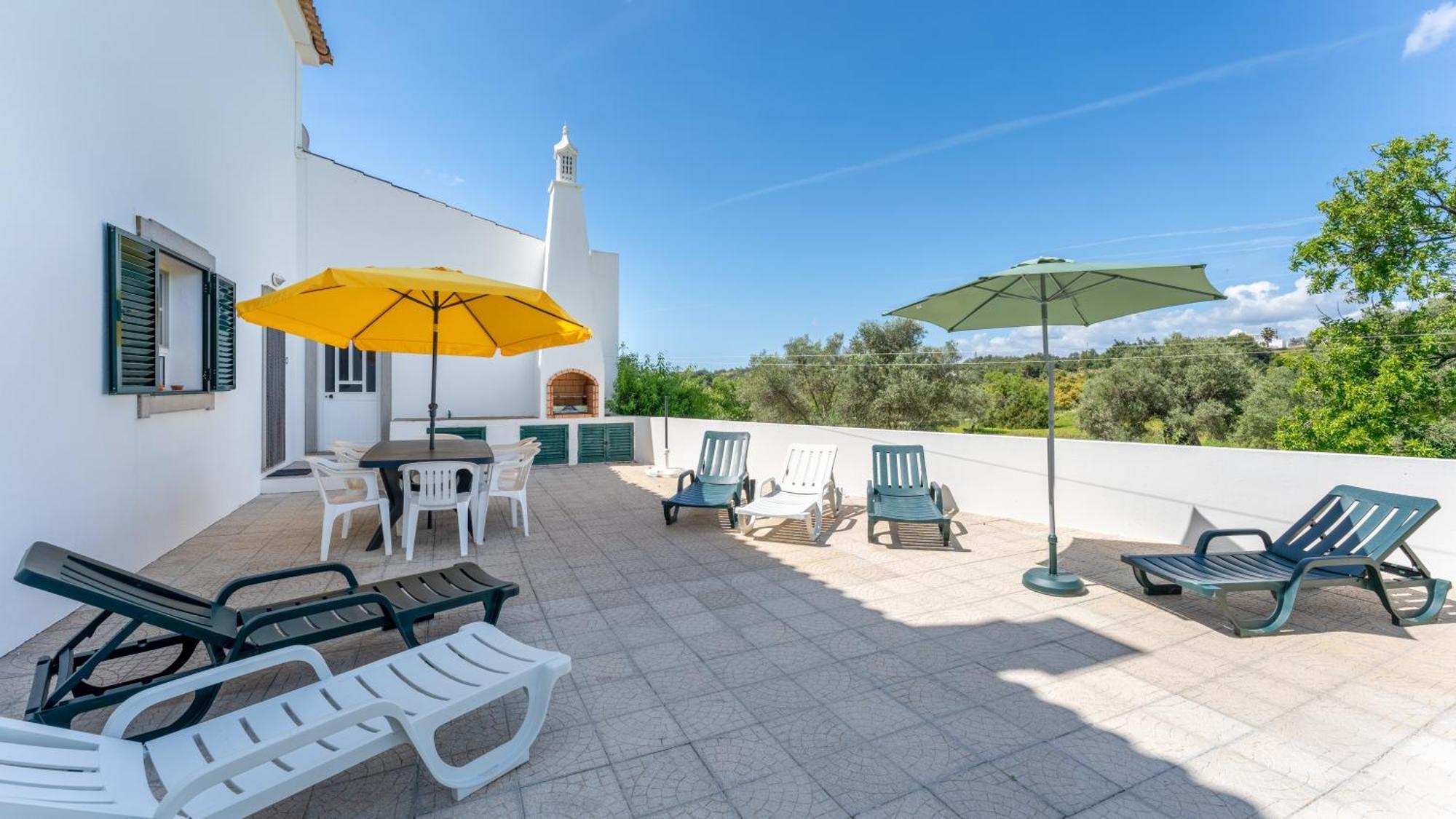 Sunny & Calm 4 Bdr House W/ Pool By Lovelystay Santo Estevao  Exterior foto